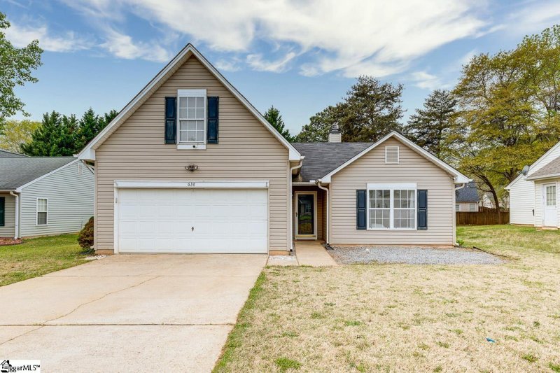638 Thornbird Circle
