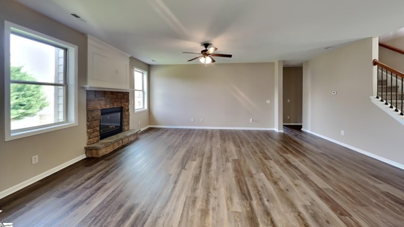 Property image 2 at 402 Timber Ridge Lane, Duncan, SC 29334