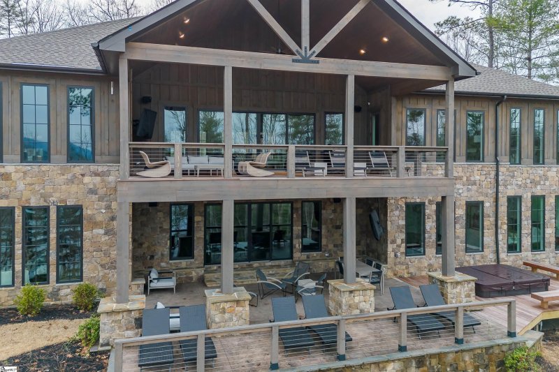 Property image 2 at 331 Old Chapman Bridge Road, Salem, SC 29676