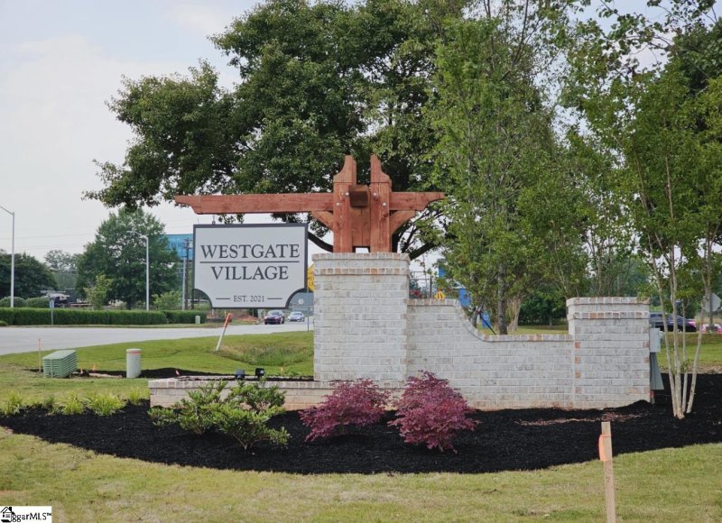 Property image 2 at 1411 Darrowby Way, Spartanburg, SC 29301