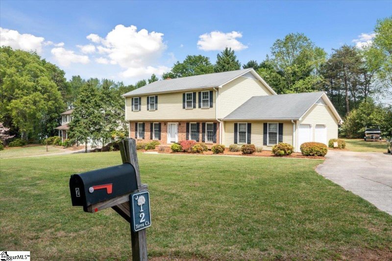 Property image 2 at 2 Terra Court, Greenville, SC 29615
