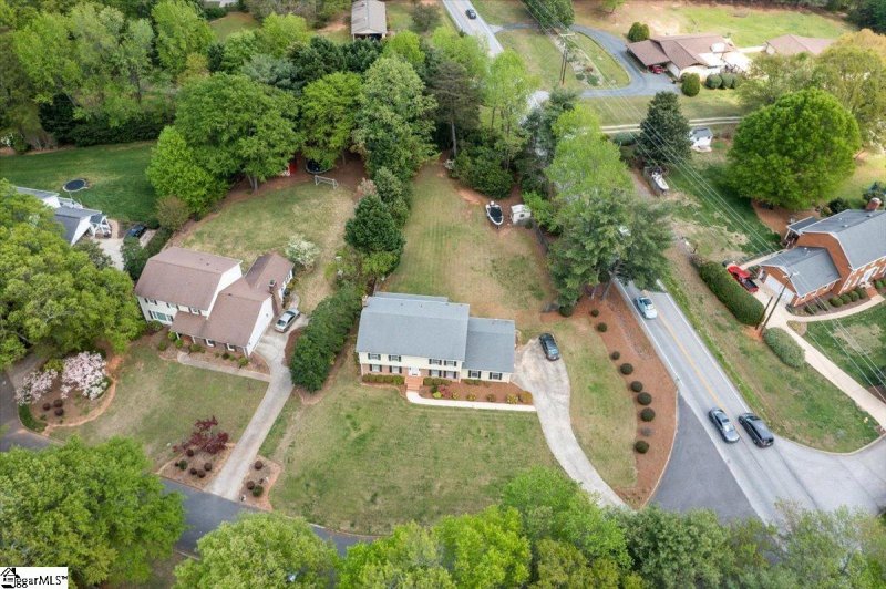 Property image 3 at 2 Terra Court, Greenville, SC 29615