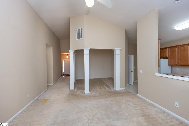 Property image 5 at 8 Ridgebrook Way, Greenville, SC 29605