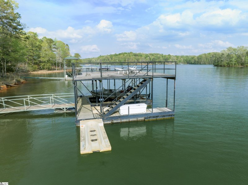 Property image 3 at 122 Paradise Circle, Townville, SC 29689