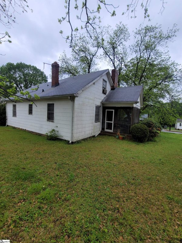 Property image 4 at 17 Beck Avenue, Greenville, SC 29605