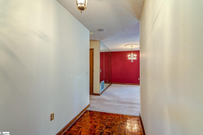 Property image 4 at 600 Tanager Court, Greer, SC 29650-3120