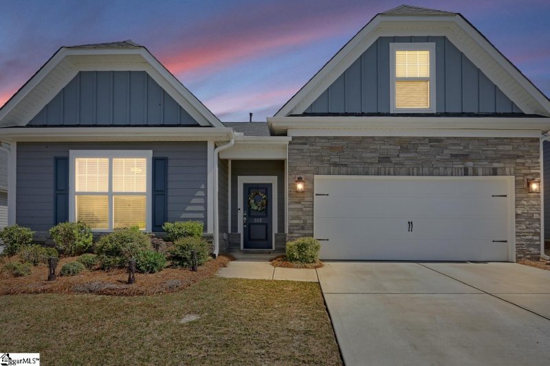 Property image 2 at 312 White Peach Way, Duncan, SC 29334