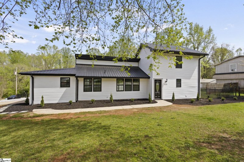 316 Fernleaf Drive