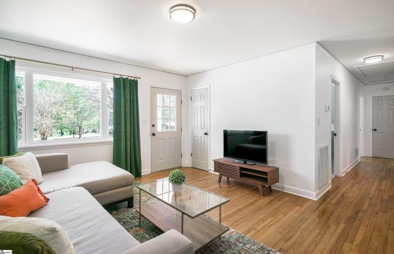 Property image 4 at 31 Montis Drive, Greenville, SC 29617