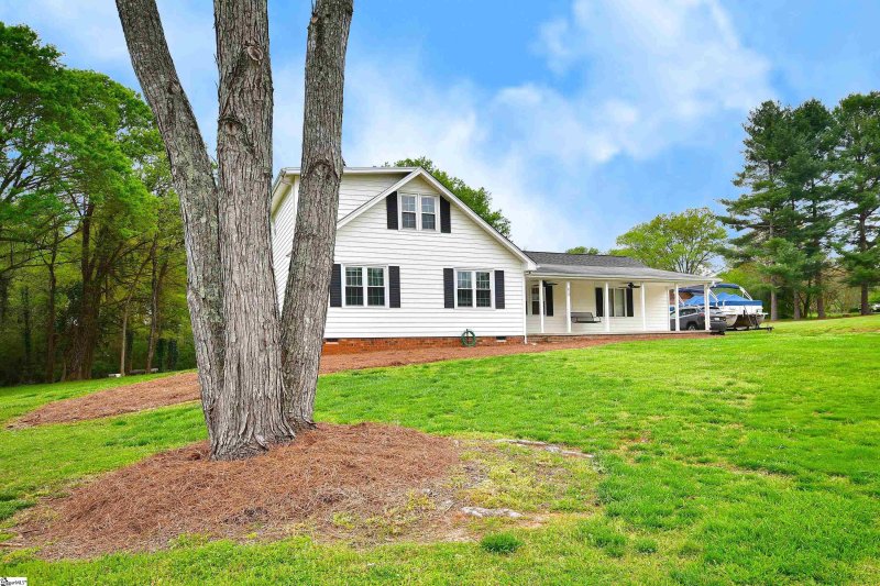 Property image 3 at 312 S Severn Circle, Easley, SC 29642