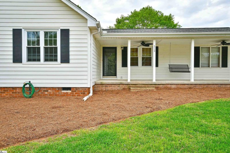 Property image 4 at 312 S Severn Circle, Easley, SC 29642