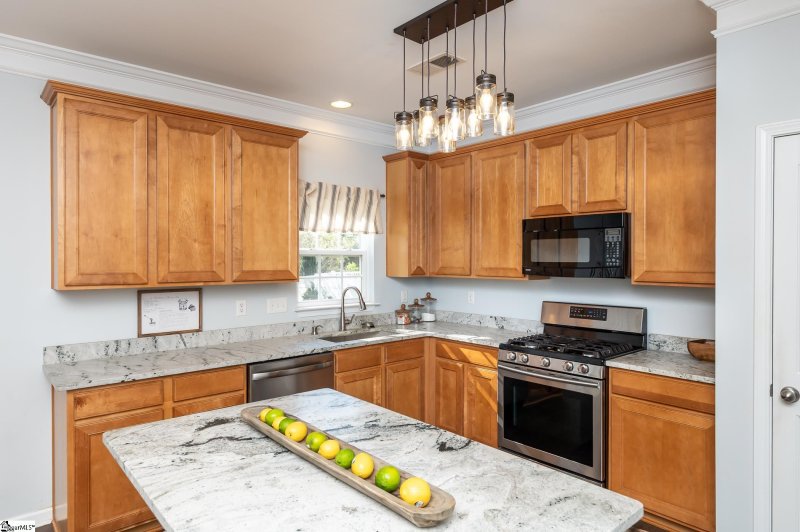 Property image 5 at 9 Affirmed Court, Greenville, SC 29617