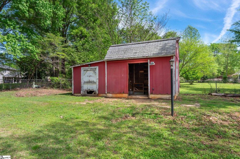 Property image 5 at 448 Royal Oak Drive, Spartanburg, SC 29302