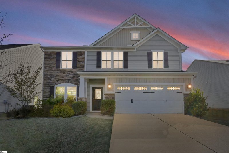 Property image 3 at 736 Tuckborough Street, Greer, SC 29651