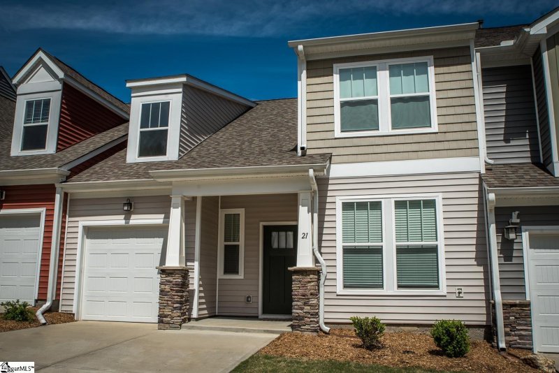 Property image 2 at 21 Creekhaven Lane, Taylors, SC 29687