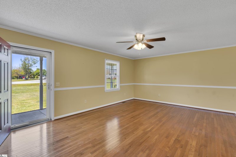 Property image 4 at 131 Cottonwood Street, Williamston, SC 29697