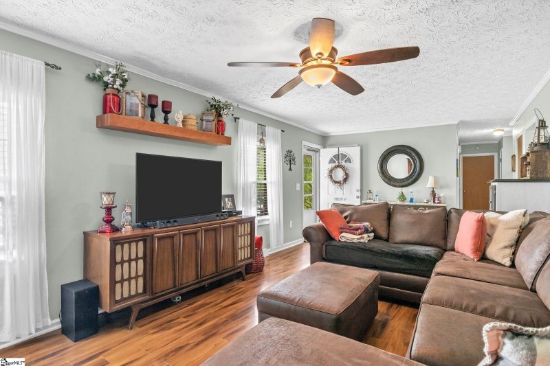 Property image 4 at 18 Patton Drive, Greenville, SC 29605