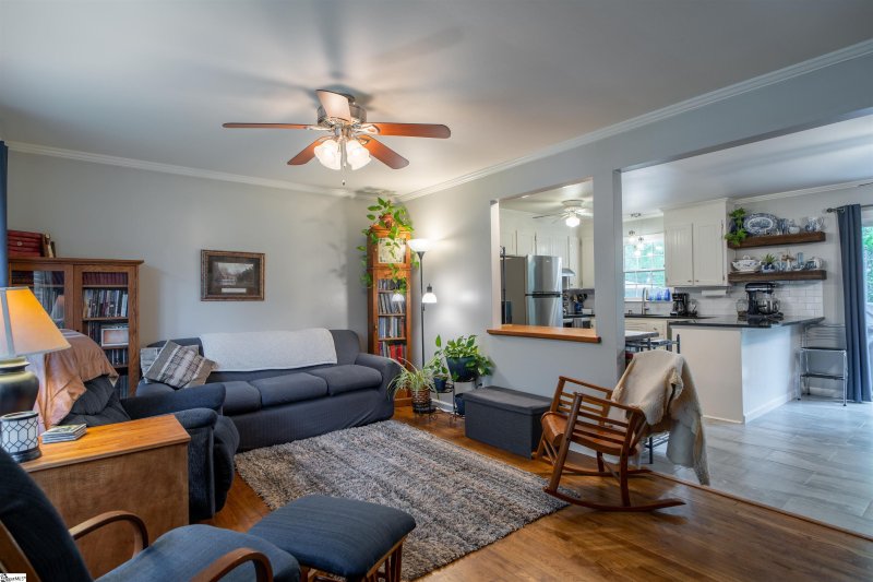 Property image 4 at 103 Brewster Drive, Taylors, SC 29687