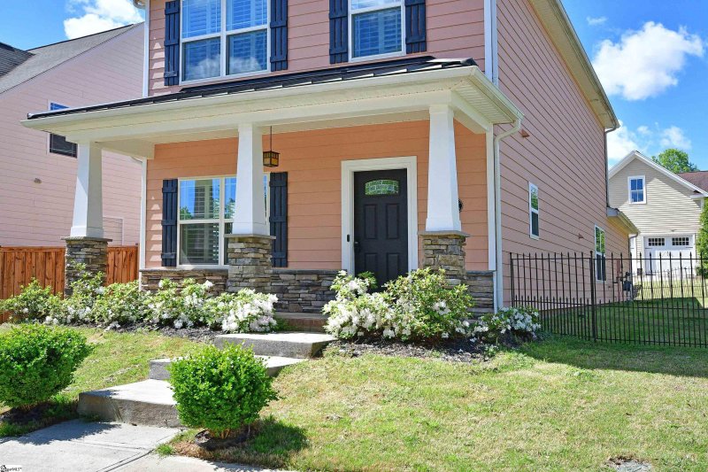 Property image 3 at 24 Arnold Mill Road, Simpsonville, SC 29680