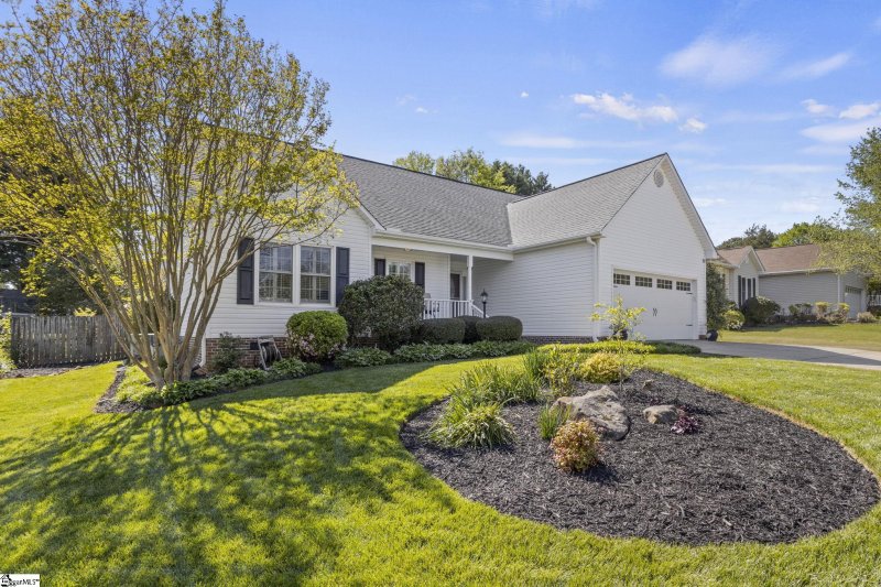 Property image 2 at 15 Grouse Ridge Way, Greenville, SC 29617