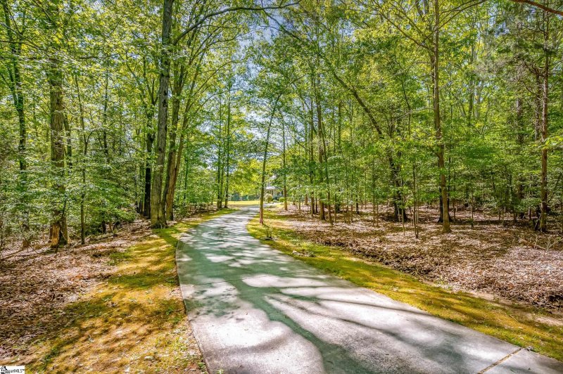 Property image 3 at 84 Carolina Way, Fountain Inn, SC 29644