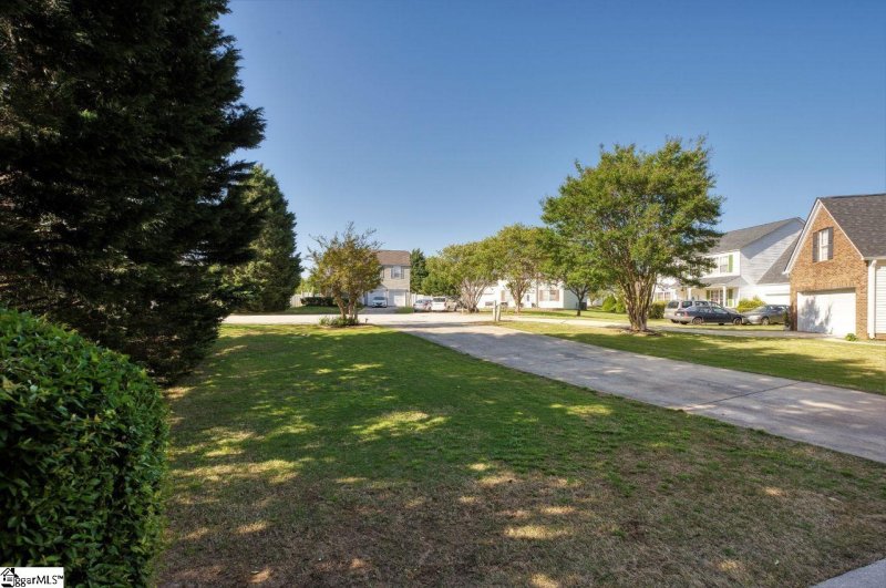 Property image 4 at 4 Winery Court, Mauldin, SC 29662