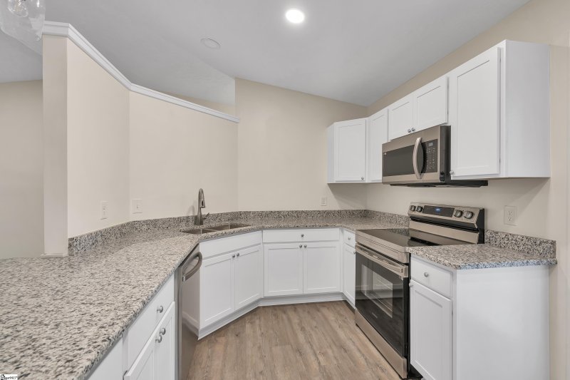 Property image 5 at 1 Heathrow Road, Greenville, SC 29605