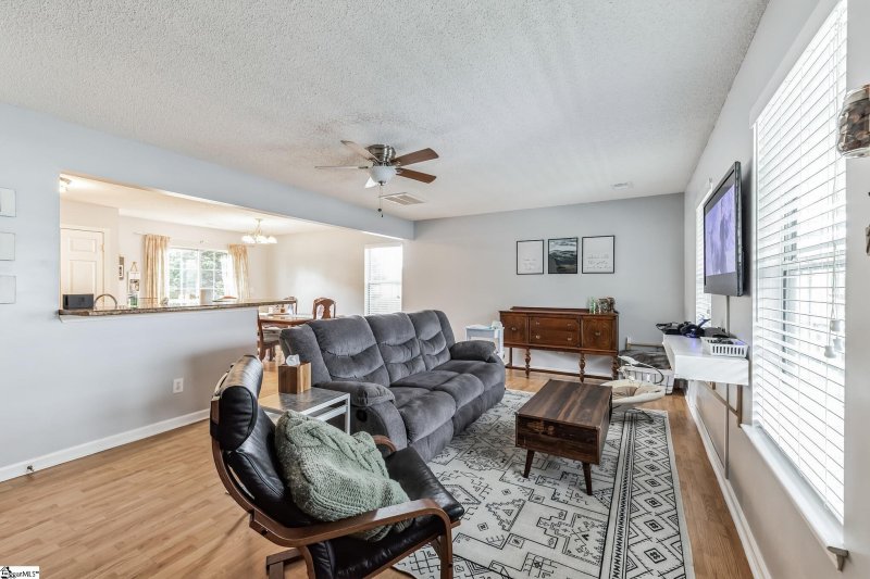 Property image 3 at 8 Torchwood Court, Greer, SC 29651