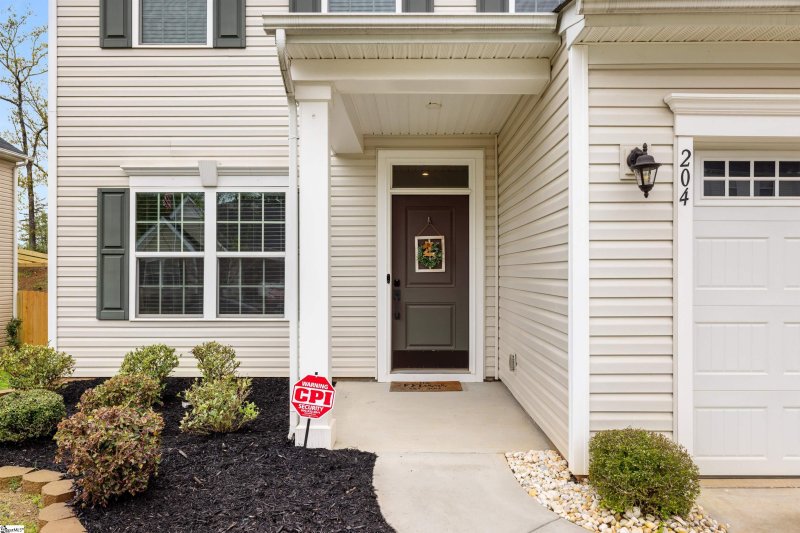 Property image 2 at 204 Thames Valley Drive, Easley, SC 29642