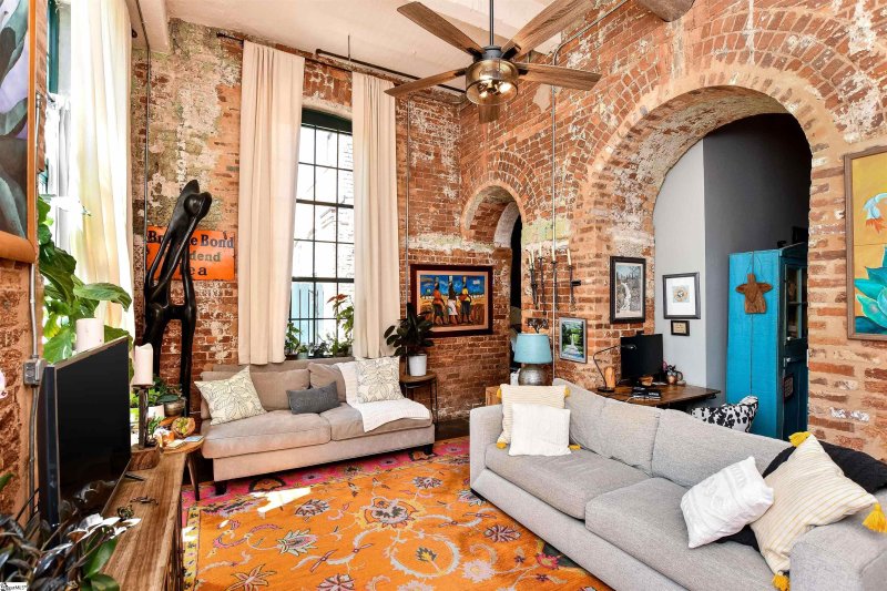 Property image 5 at 400 Mills Avenue, Greenville, SC 29605-4181