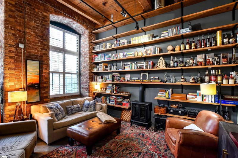 Property image 4 at 400 Mills Avenue, Greenville, SC 29605-4181