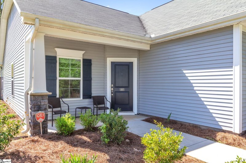 Property image 2 at 181 Rushing Waters Drive, Inman, SC 29349