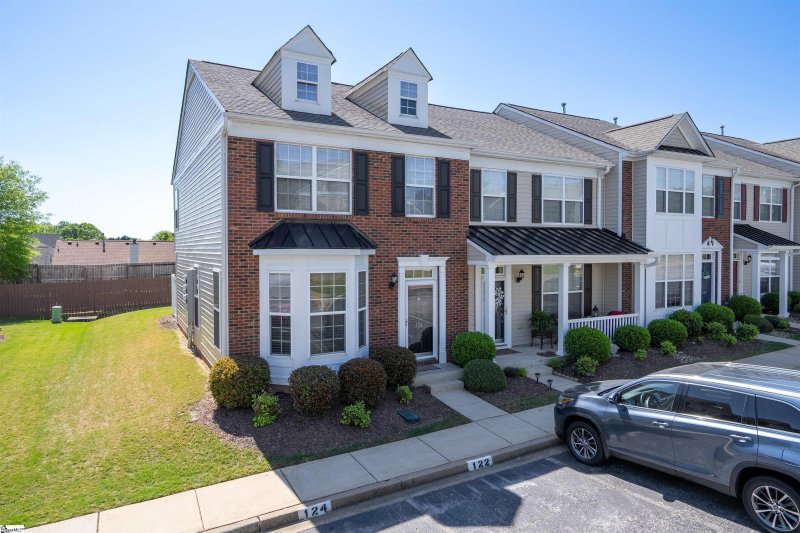 Property image 2 at 124 Xander Drive, Greer, SC 29650