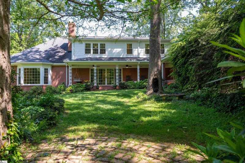 Property image 5 at 125 Windsor Road, Greer, SC 29651