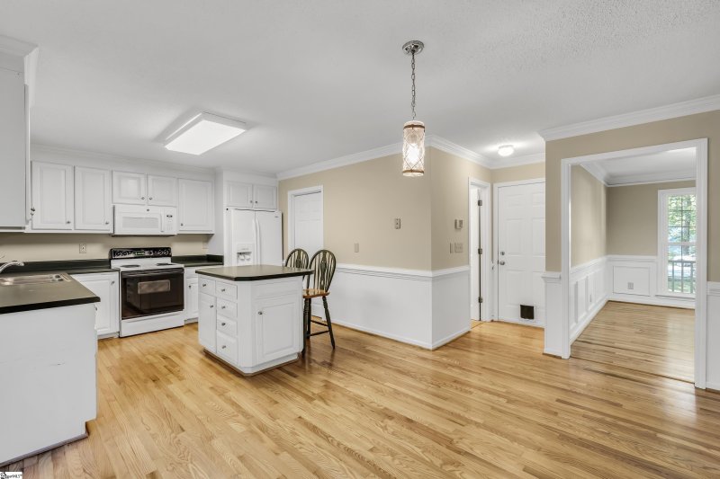 Property image 5 at 7 Waxwing Court, Simpsonville, SC 29681