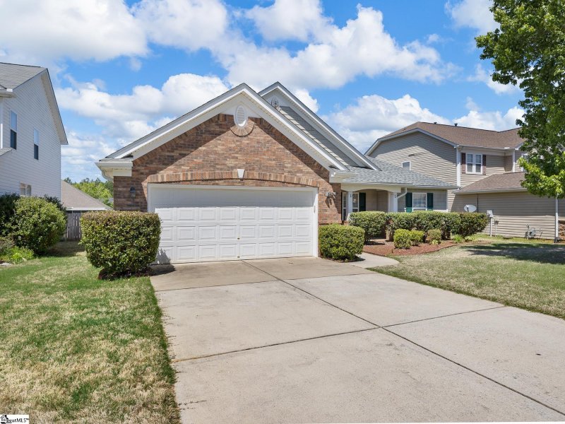 Property image 2 at 806 S Edisto River Drive, Roebuck, SC 29376