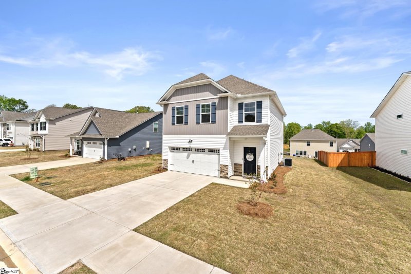 Property image 2 at 114 Bruinen Drive, Fountain Inn, SC 29644