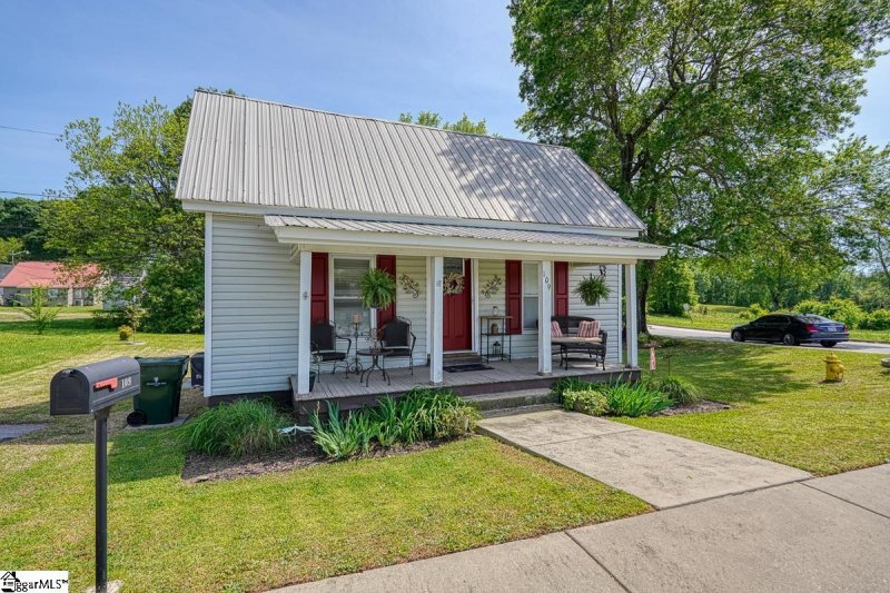 Property image 3 at 109 1st Street, Fountain Inn, SC 29644