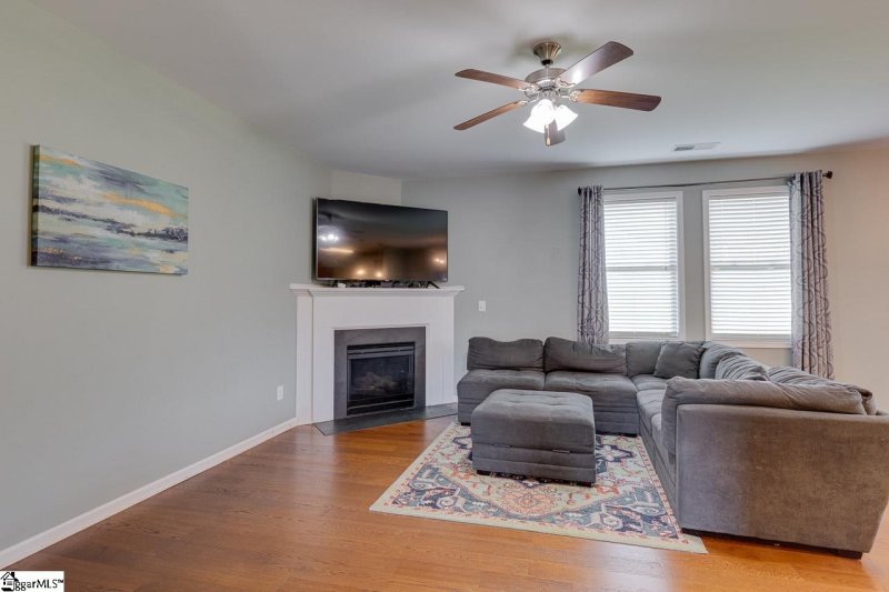 Property image 3 at 305 Kilvey Court, Simpsonville, SC 29680-6313