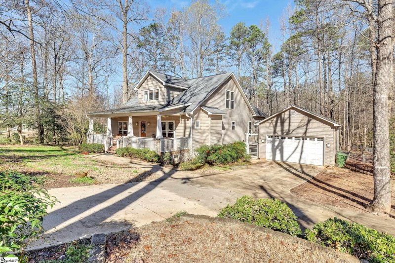 Property image 4 at 114 Muirwood Drive, Mauldin, SC 29662-2325