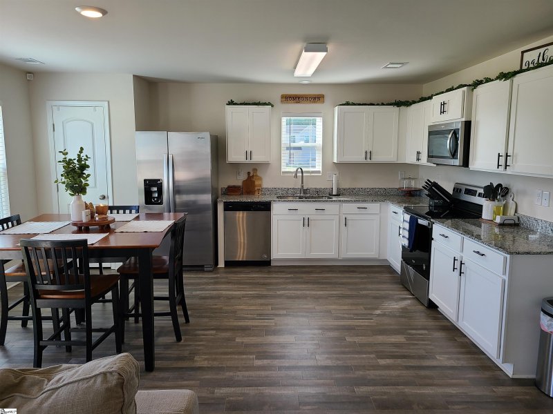 Property image 3 at 652 Tacoma Trail, Spartanburg, SC 29307