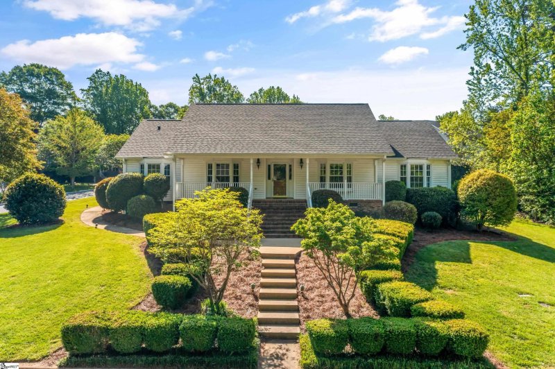 Property image 2 at 100 Rowland Court, Greer, SC 29650