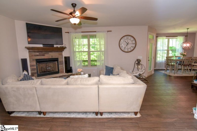 Property image 5 at 314 Hampton Farms Trail, Greenville, SC 29617