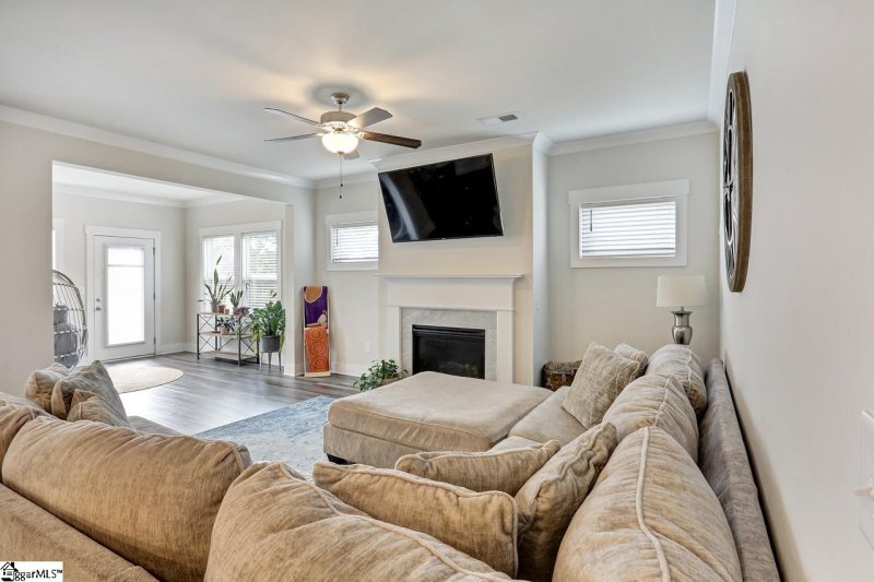 Property image 3 at 313 Blue Danube Drive, Simpsonville, SC 29681