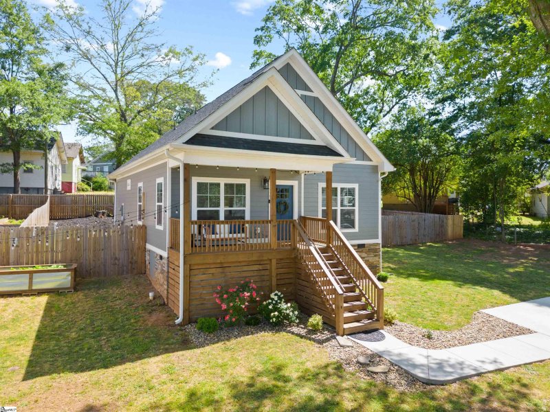 Property image 3 at 115 Chestnut Street, Greenville, SC 29605