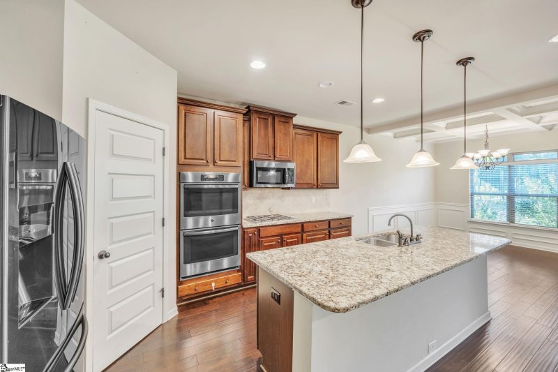 Property image 2 at 14 Rohan Drive, Anderson, SC 29621