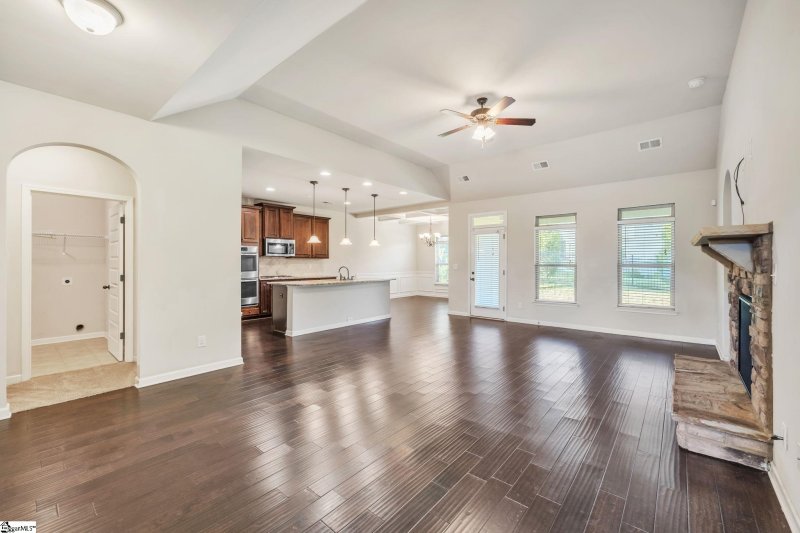 Property image 4 at 14 Rohan Drive, Anderson, SC 29621