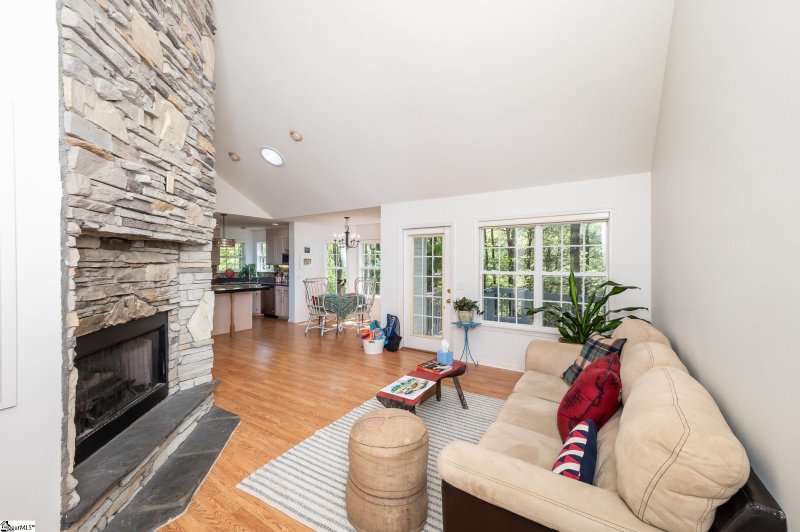 Property image 3 at 210 Bluff Ridge Road, Cleveland, SC 29635