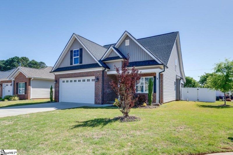 Property image 3 at 100 Tupelo Lane, Easley, SC 29642