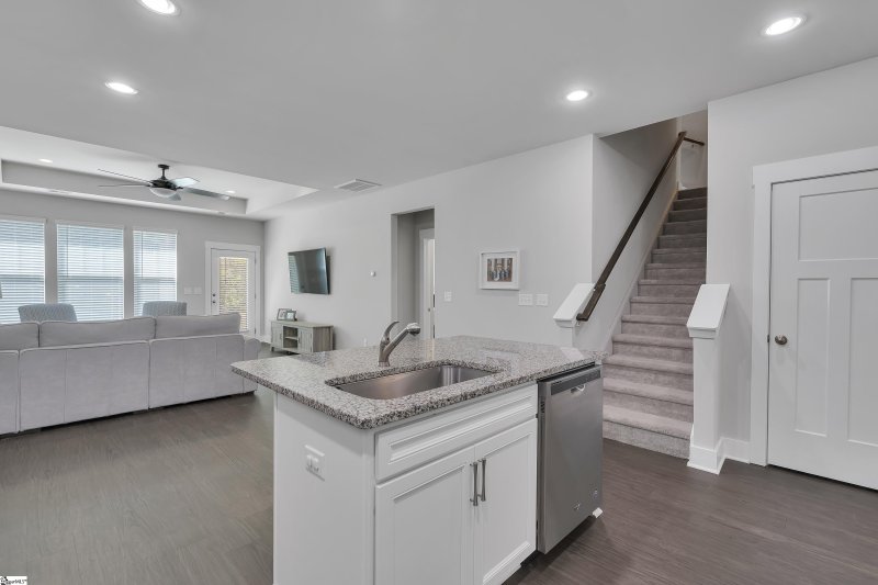 Property image 5 at 34 Creekhaven Lane, Taylors, SC 29687